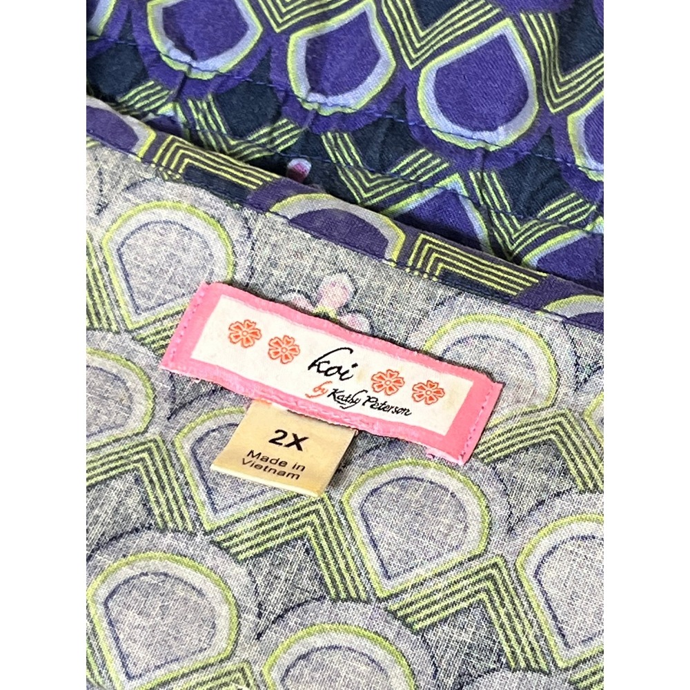 Koi by Kathy Peterson Womens Scrub Top Purple Green Geometric Comfy Cotton 2X - Picture 8 of 11